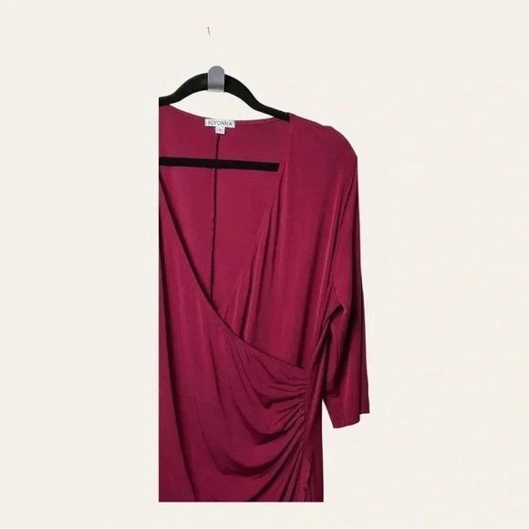 0457W. KIYONNA WRAP MIDI DRESS MAROON IN COLOR SIZE 1 (1X) RUFFLES 3/4 SLEEVES - Picture 2 of 9